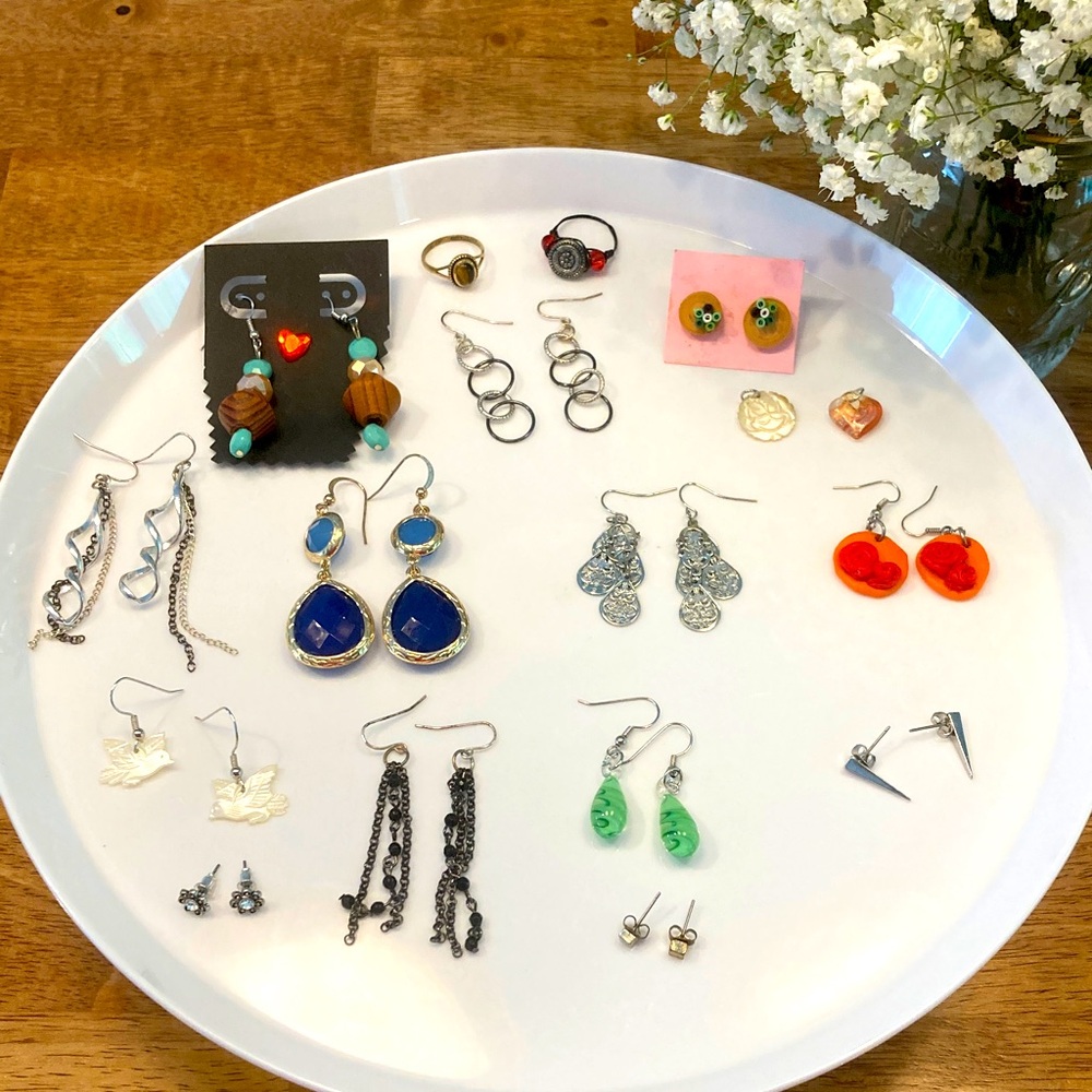 Lot of jewelry